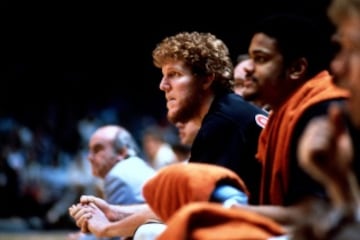 Bill Walton, la estrella lastrada por las lesiones