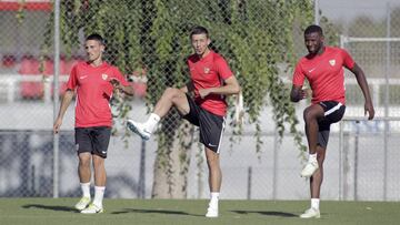 El Sevilla acelera en Benidorm con Lenglet aún a la espera
