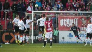 Una falta que pudo decidir el partido.