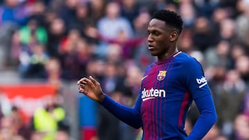 Yerry Mina durante un partido con el Barcelona por LaLiga de Espa&ntilde;a