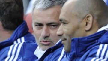 Mourinho: "Cesc es el tipo de jugador que necesitamos"