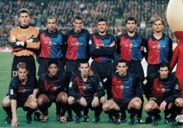 En el a?o 1999 y siendo su centenario el Barcelona gana su liga nmero dieciseis. Arriba: Hesp, Abelardo, Rivaldo, Guardiola y Ronald De Boer. Agachados: Frank De Boer, Kluivert, Cocu, Sergi y Figo.