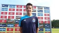 Lichnovsky: "Haré lo posible para quedarme en el equipo A"