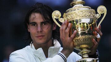 España ha conquistado hasta el momento cinco títulos en Wimbledon: dos de Rafa Nadal (2008 y 2010), uno de Manolo Santana (1966), otro de Conchita Martínez (1994) y otro de Garbiñe Muguruza (2017). En cuanto a finalistas, Nadal lo fue otras tres veces (20