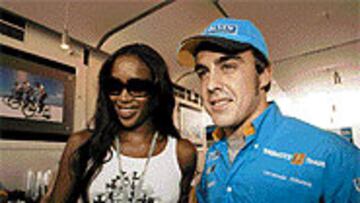 Naomi Campbell con Fernando Alonso.