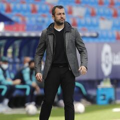 Diego Martínez: “¿Las bajas? Nunca ponemos excusas”