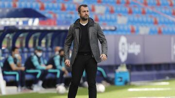 Diego Martínez, durante el Levante - Granada del pasado sábado.