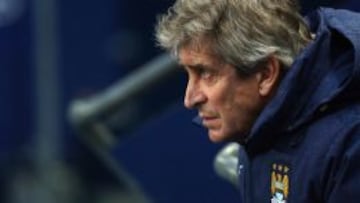 Manuel Pellegrini lucha por el título, pero no quiere descuidar su lugar en la próxima Champions League.