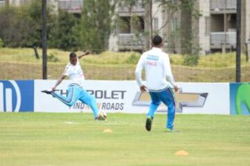 La Selección Colombia en su segundo día de práctica de microciclo