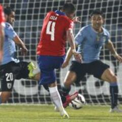 Mauricio Isla coronó su gran partido con el gol del triunfo