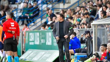 Crist¨®bal Parralo, t¨¦cnico del Racing de Ferrol, analiz¨® el partido contra el Burgos.