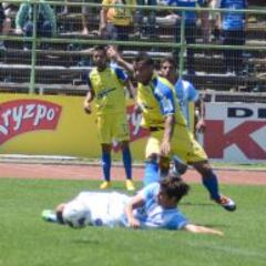 San Luis triunfó en el epílogo y sigue como puntero