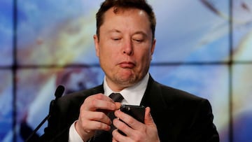 Elon Musk despide a un ingeniero porque sus tuits no se ven tanto como quiere