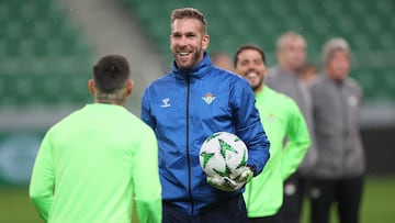 Adrián, en Varsovia.