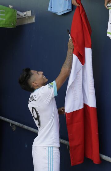 Buen sabor de boca dejó el primer partido oficial de Raúl Ruidíaz en la MLS. Tiene mucho más para demostrar de aquí en adelante.