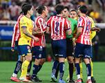 Las expulsiones se robaron el Chivas vs América