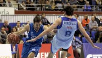 Rafa Huertas ante Stefan Bircevic.