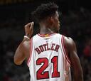 ¡52 puntos! Jimmy Butler se viste de Jordan para salvar Chicago