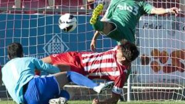 <b>AFORTUNADO. </b>Así llegó el gol del Girona.