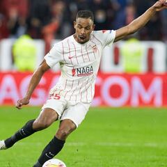 Aprobados y suspensos del Sevilla: ¡Y tiró años de su carrera en Turquía!