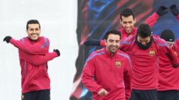 CON EL GRUPO. Aunque aún no ha recibido el alta médica, Pedro ya trabaja con sus compañeros.