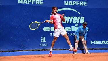 Alcaraz: el espa?ol más joven (15) en ganar un partido ATP casi puede con Rosol (33)