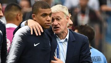 Deschamps con Mbappe
