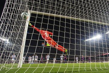 Messi anotó de falta el 3-0.