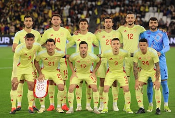 La Selección Colombia hizo historia al vencer por primera vez a la Selección de España. Daniel Muñoz fue el encargado de darle la victoria a la Tricolor al marcar el único gol del partido.
