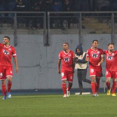 Un inspirado Monreal le dio el triunfo a La Calera en Rancagua