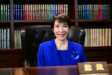 Takaichi se convirtió en la primera mujer Primera Ministra de Japón el 21 de octubre de 2025, después de ser elegida líder del Partido Liberal Democrático (PLD).