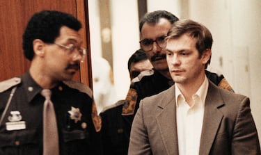 El motivo por el que algunas tiendas han eliminado el disfraz de Jeffrey Dahmer para Halloween
