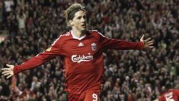 <b>OTROS TIEMPOS. </b>Torres, tras marcar un gol con el Liverpool.