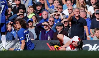 David Luiz played second half of Arsenal draw with broken wrist