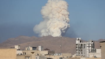 FILE PHOTO: Smoke rises following an Israeli attack in Tehran, Iran, June 18, 2025. Majid Asgaripour/WANA (West Asia News Agency) via REUTERS ATTENTION EDITORS - THIS PICTURE WAS PROVIDED BY A THIRD PARTY/File Photo