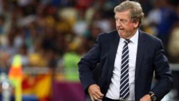 El director técnico de Inglaterra, Roy Hodgson, durante un partido por los cuartos de final de la Eurocopa 2012 entre Inglaterra e Italia en Kiev (Ucrania).