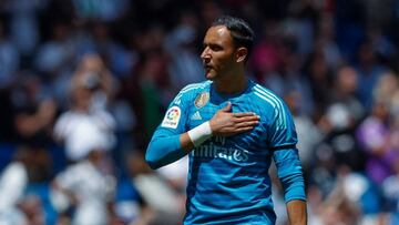 Keylor se señaló el corazón en el que pudo ser su adiós del Bernabéu.
