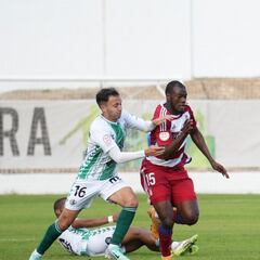 Kameni debuta y el Antequera sigue como un tiro