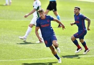 Marcos Llorente celebra el 0-1 al Elche. 