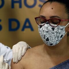 Brasil suspende las pruebas de la vacuna china de Sinovac por un "incidente grave"