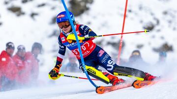 USA's Mikaela Shiffrin competes during the second run to win the women's slalom race during the FIS Alpine Skiing World Cup in Hochgurgl, Austria on November 23, 2024. (Photo by Johann GRODER / various sources / AFP) / Austria OUT
