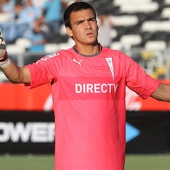 Toselli anticipó la disputa que tendrá con Dituro por el arco