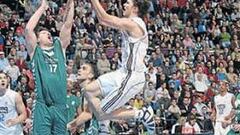 Unicaja desquicia al líder