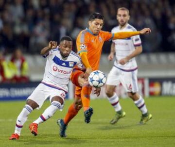 Aldo Kalulu y Enzo Pérez.