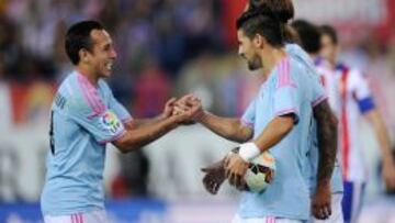 Fabián Orellana celebra con Nolito