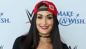 La luchadora Nikki Bella dio a conocer en un video de su episodio de "Total Bellas" que se retira de la WWE.