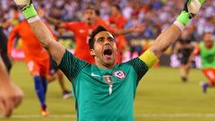 “El mejor de la historia”: así reaccionó el fútbol chileno ante el retiro de Bravo