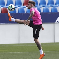 Iván, Toño y Roger, horas extra en Buñol durante sus vacaciones