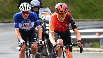 EIBAR, SPAIN - APRIL 06: (L-R) Juan Ayuso of Spain and UAE Team Emirates - Blue Best Young Rider Jersey and Carlos Rodriguez of Spain and Team INEOS Grenadiers compete in the breakaway during the 63rd Itzulia Basque Country 2024 - Stage 6 a 137.8km stage from Eibar to Eibar / #UCIWT / on April 06, 2024 in Eibar, Spain.  (Photo by Tim de Waele/Getty Images)