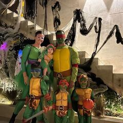 Lucas Vázquez desata las bromas de sus compañeros con su disfraz de Halloween